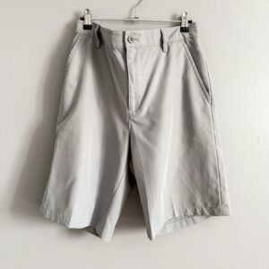 IZOD Golf Shorts Mens Size 32 Gray Performance Flat Front Lightweight